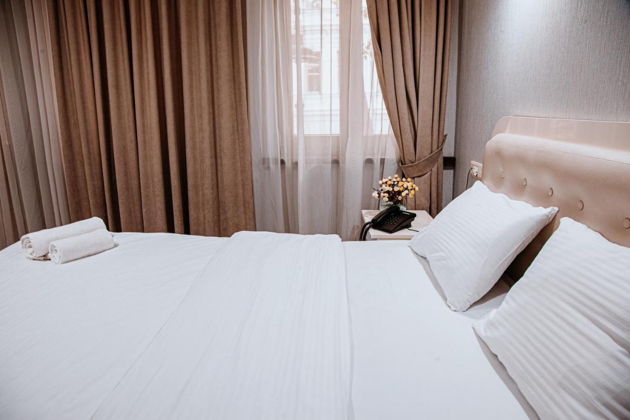 טביליסי Sama Grand Hotel מראה חיצוני תמונה
