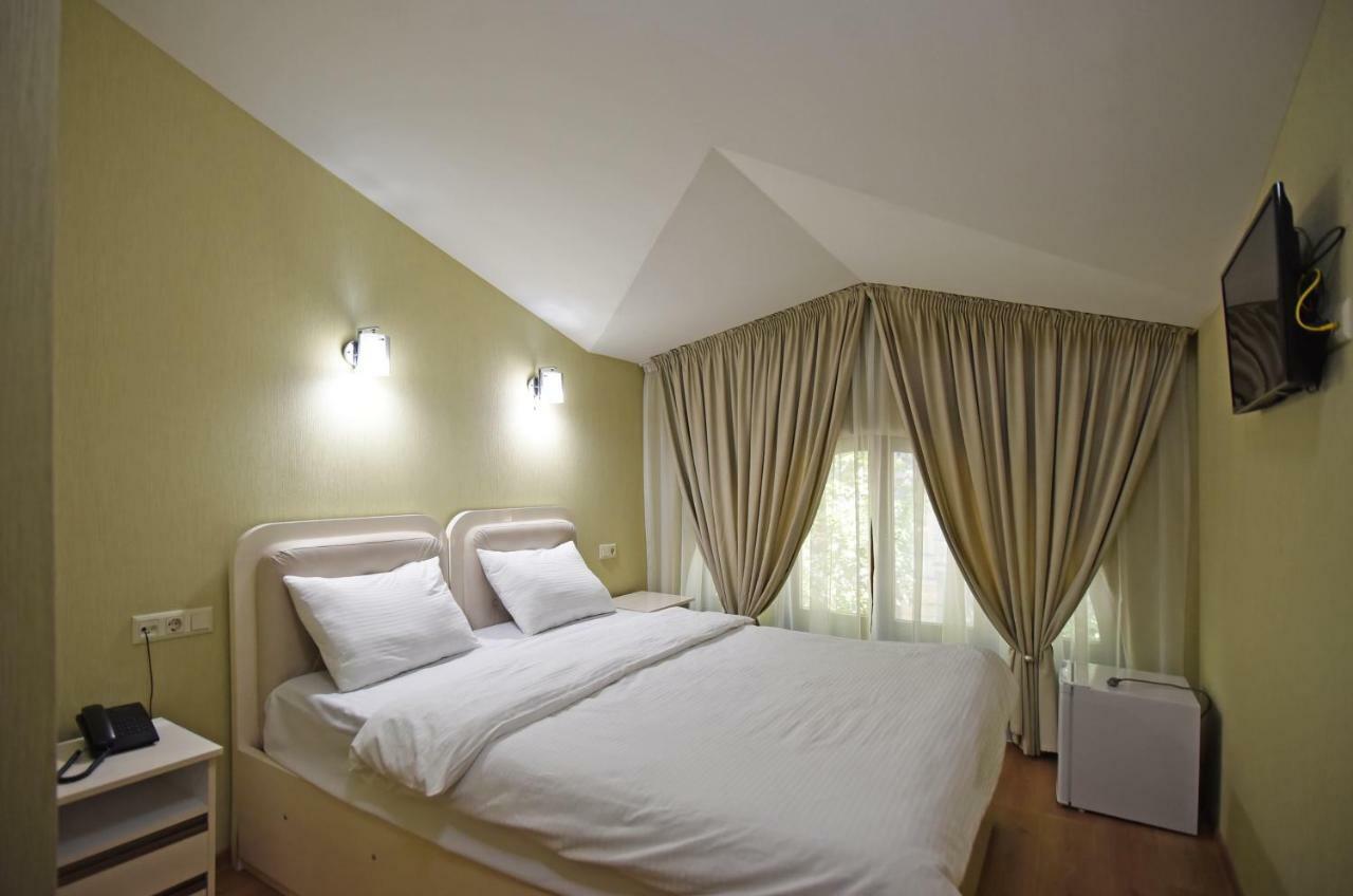 טביליסי Sama Grand Hotel מראה חיצוני תמונה