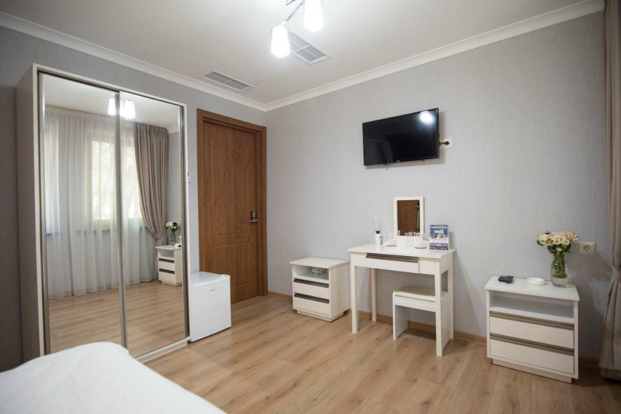 טביליסי Sama Grand Hotel מראה חיצוני תמונה